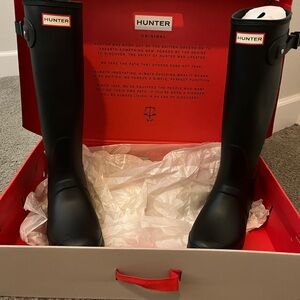 Hunter  Classic Tall Rain Boots size 9